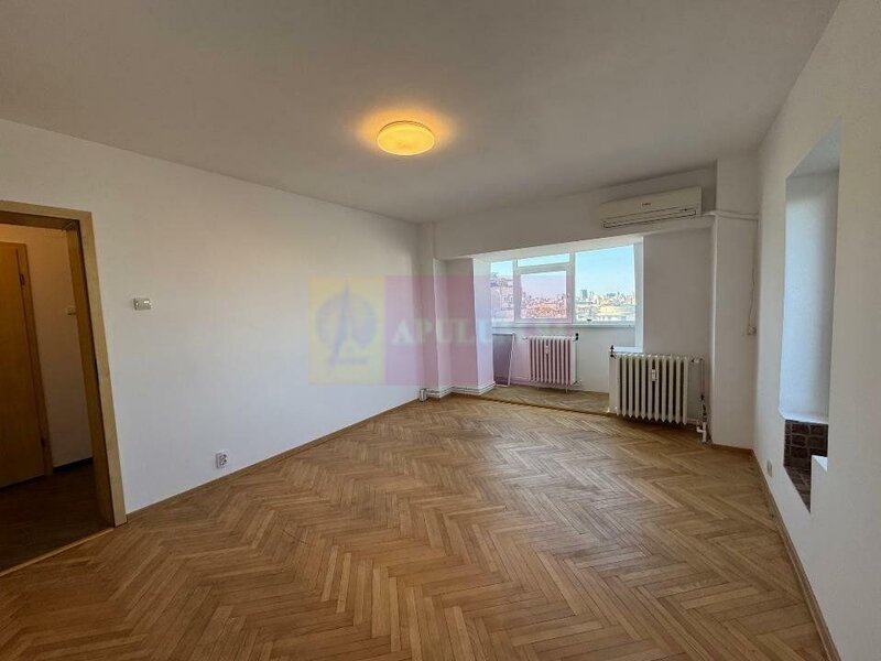 Vanzare apartament de 3 camere in zona Piata Alba Iulia